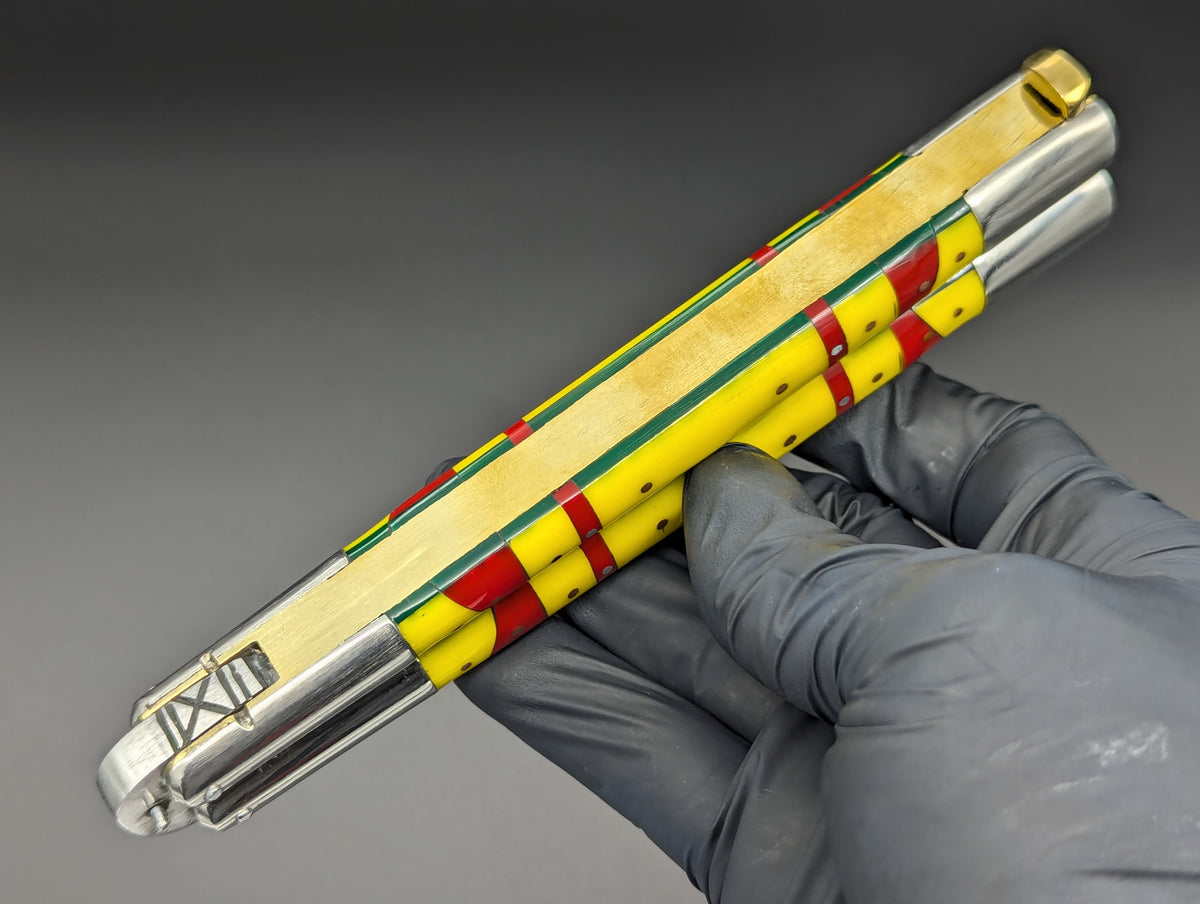 29cm 270g FIESTA FHM BALISONG YELLOW/ RED CLIP POINT