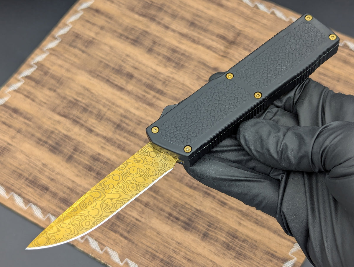 LIGHTNING 2.0 D/A OTF KNIFE GOLD FAUX DAMASCUS