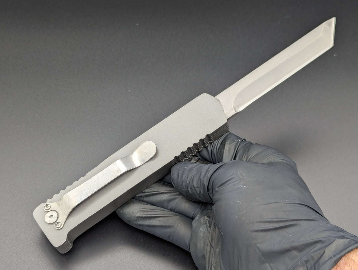Large Tanto Point Single Edge Gravity Knife