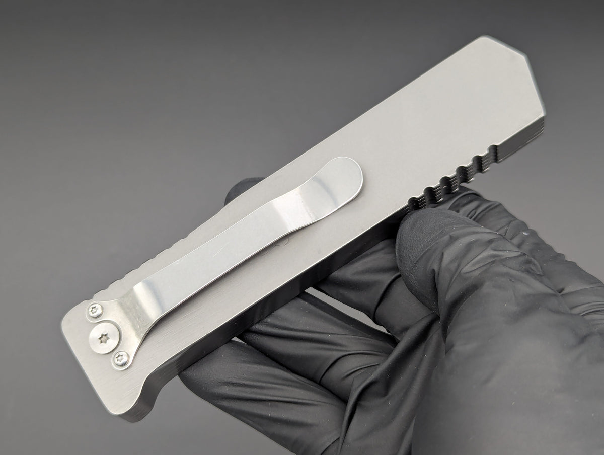 Large Clip Point Single Edge Gravity Knife