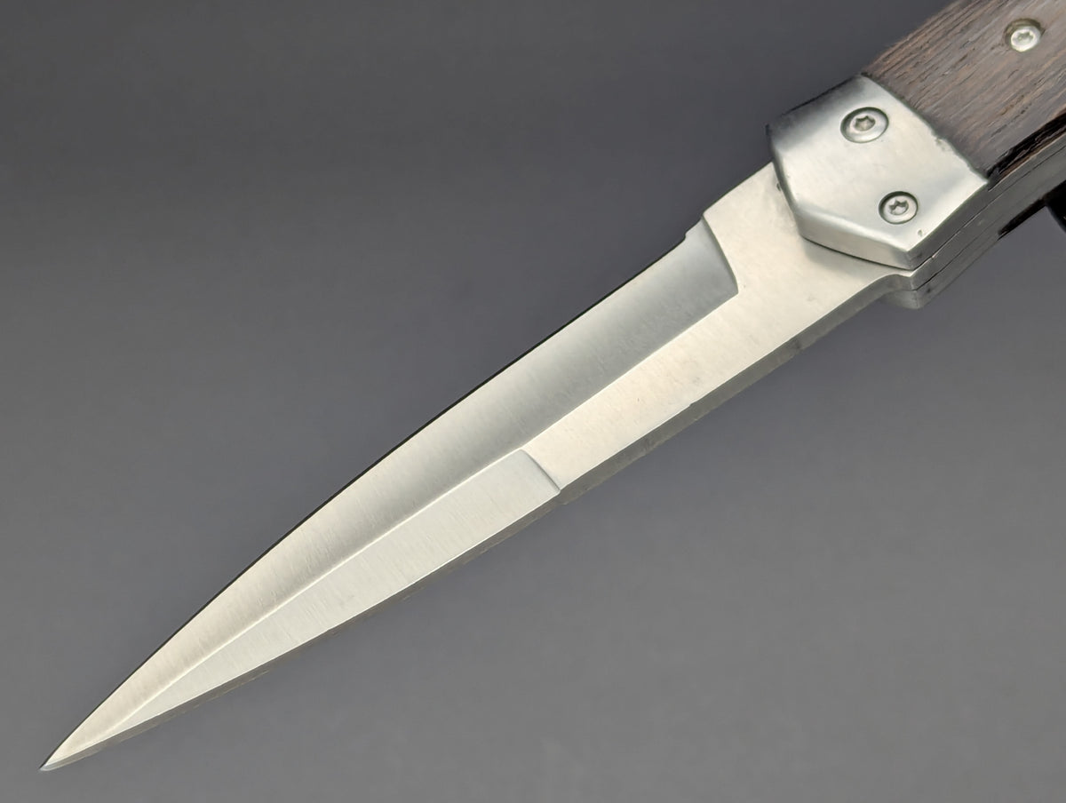 9" SOLID WOOD DAGGER AUTOMATIC LEVERLOCK
