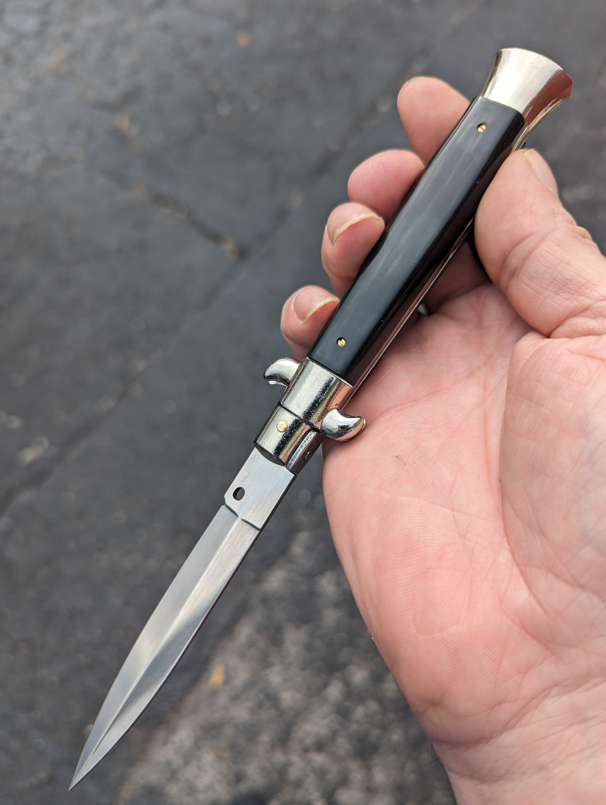 9" Frank Beltrame Black Scale Italian Stiletto Dagger
