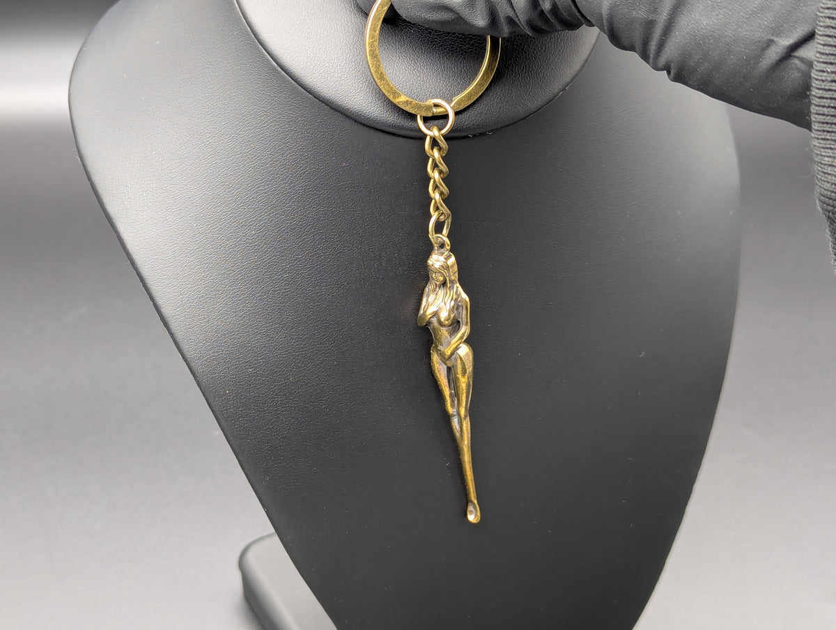 ANCIENT BRONZE BURLESQUE NUDIE TOOTSKI PARTY SPOON KEYRING